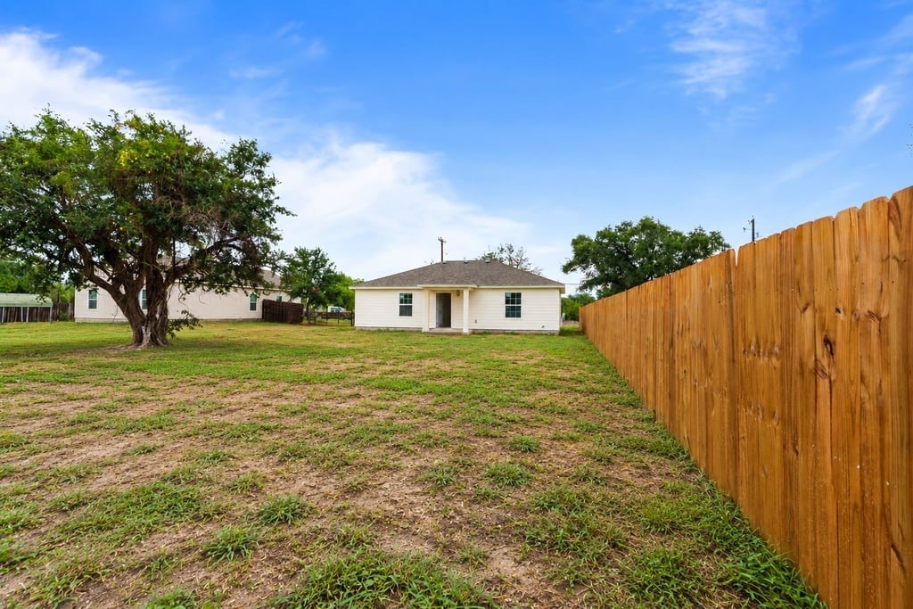 2606 Mccain Dr Property Photo 18