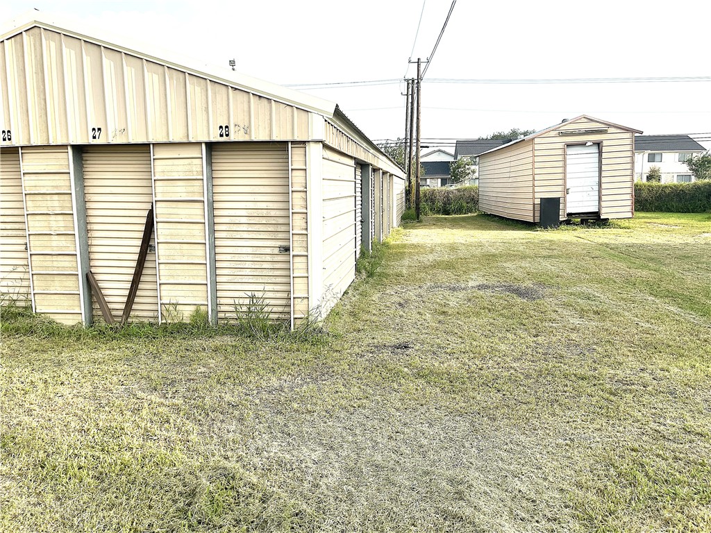 1320 S Hwy 281 Bus (taylor Property Photo 8