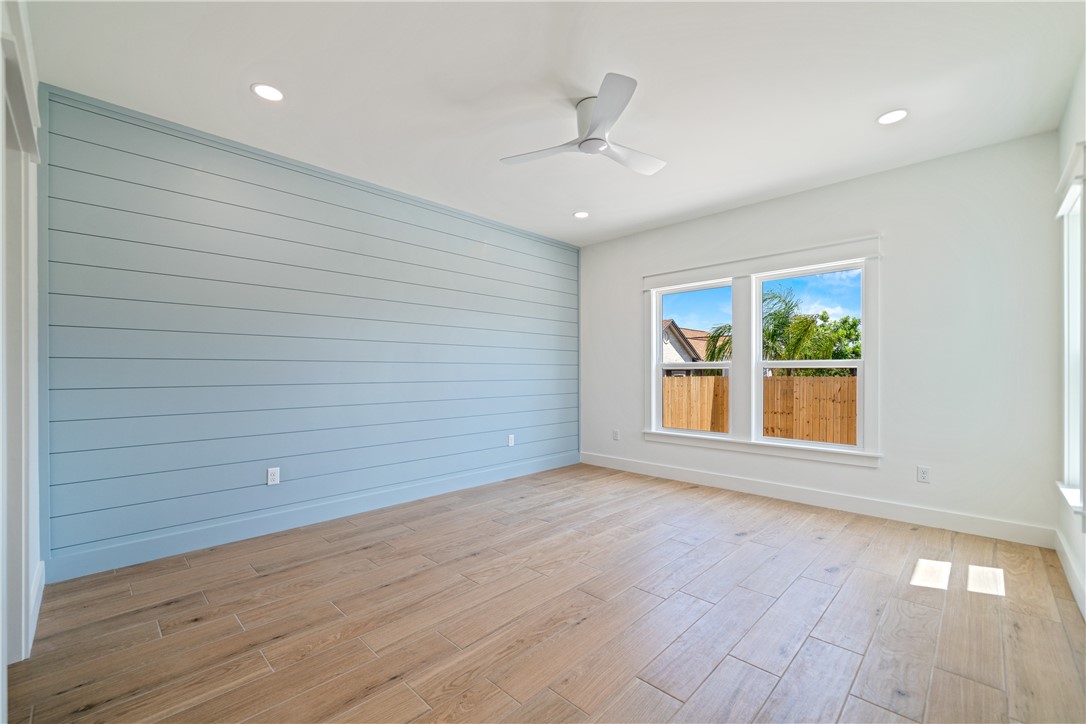 13906 Skysail St Property Photo 15