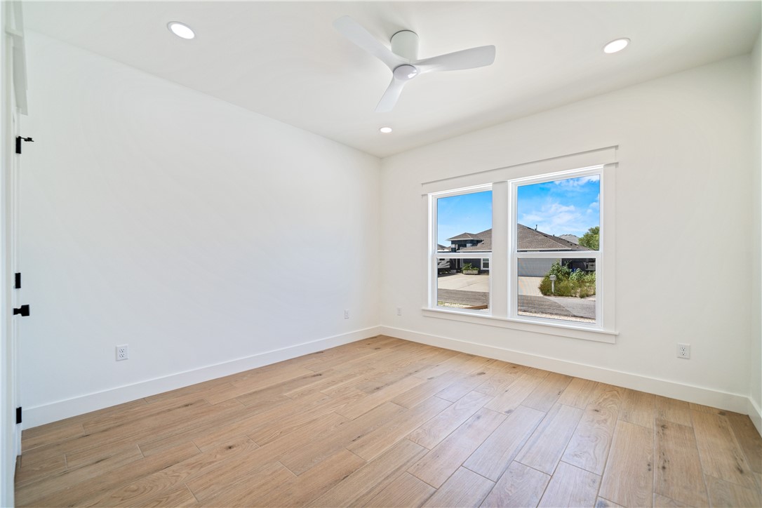 13906 Skysail St Property Photo 23