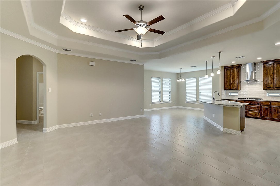 2202 Crystal Bay Dr Property Photo 2