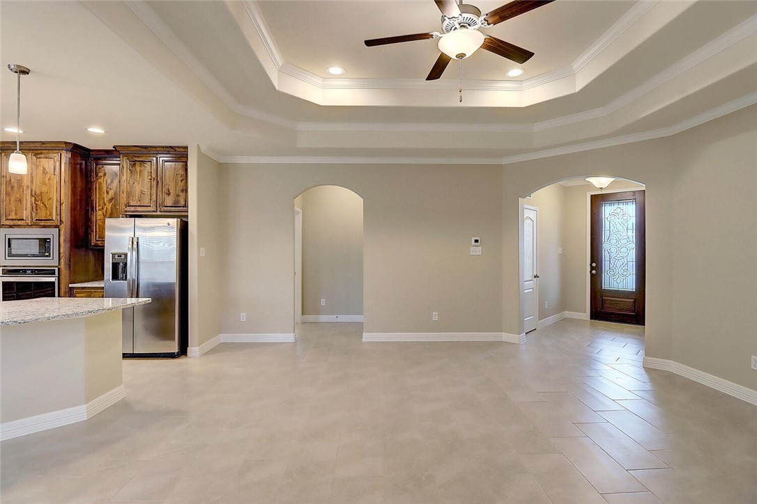 2202 Crystal Bay Dr Property Photo 6