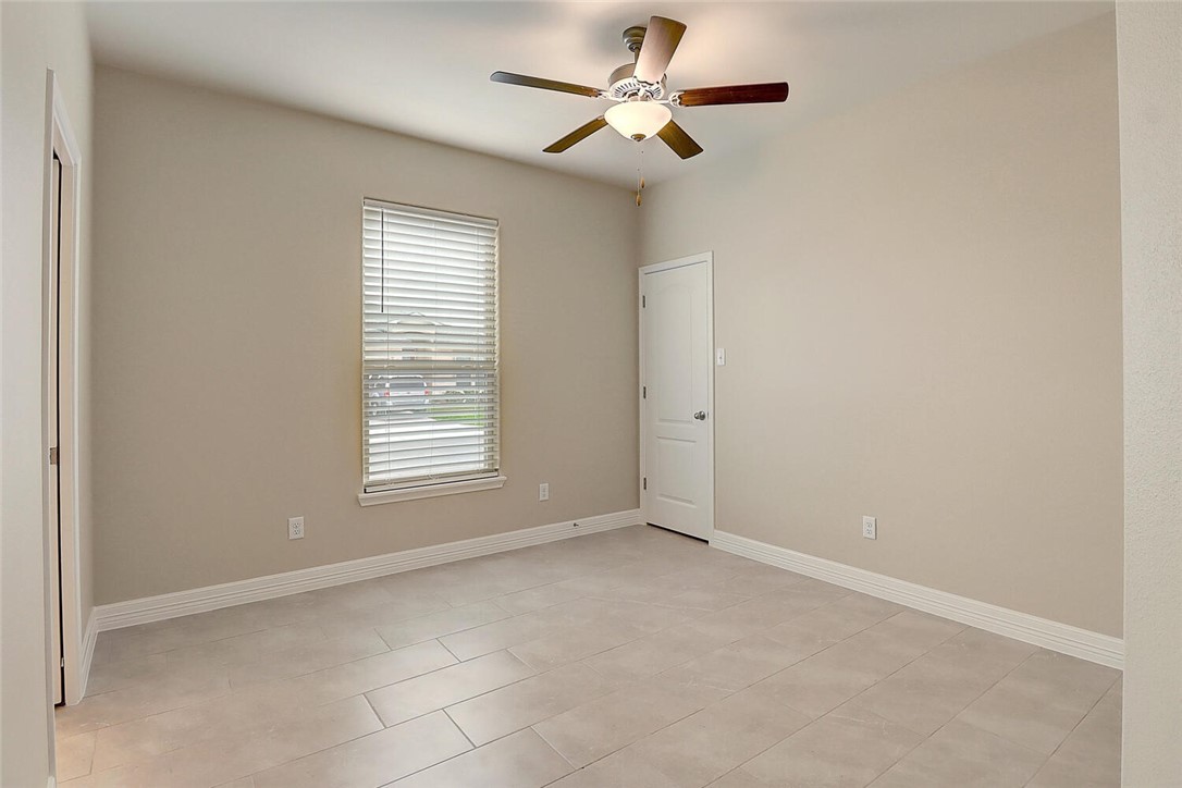 2202 Crystal Bay Dr Property Photo 28