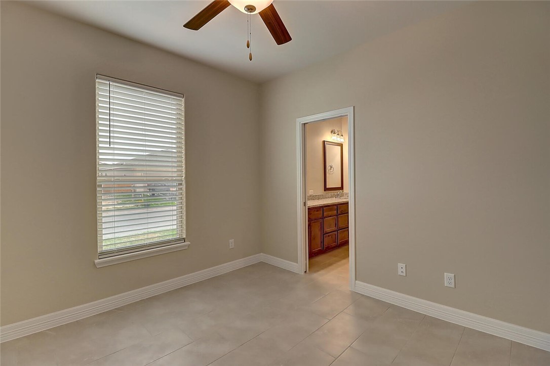 2202 Crystal Bay Dr Property Photo 34