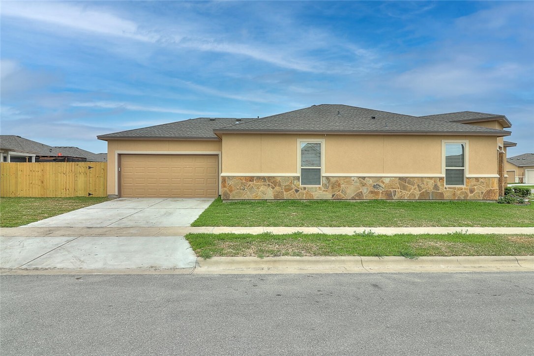 2202 Crystal Bay Dr Property Photo 40