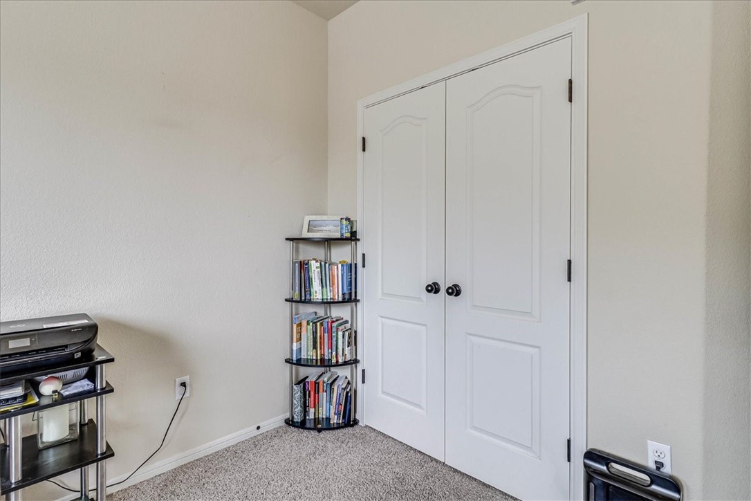 2242 Anacua St Property Photo 32