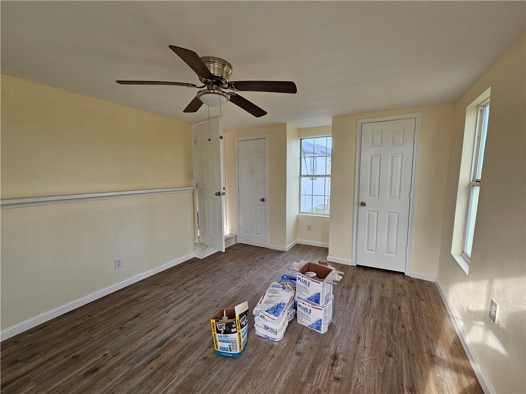 949 Stone St Property Photo 8