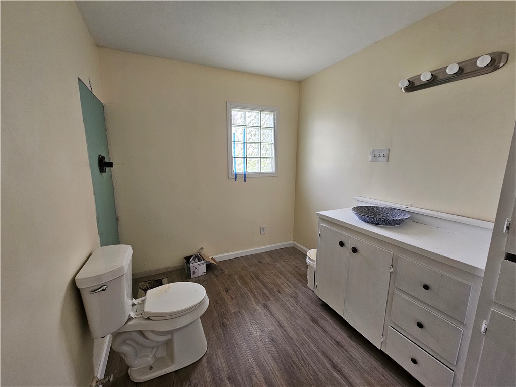949 Stone St Property Photo 11