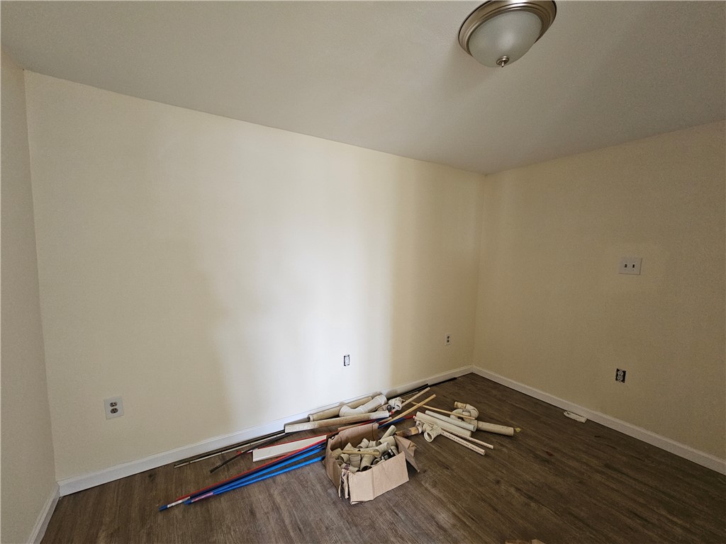 949 Stone St Property Photo 12