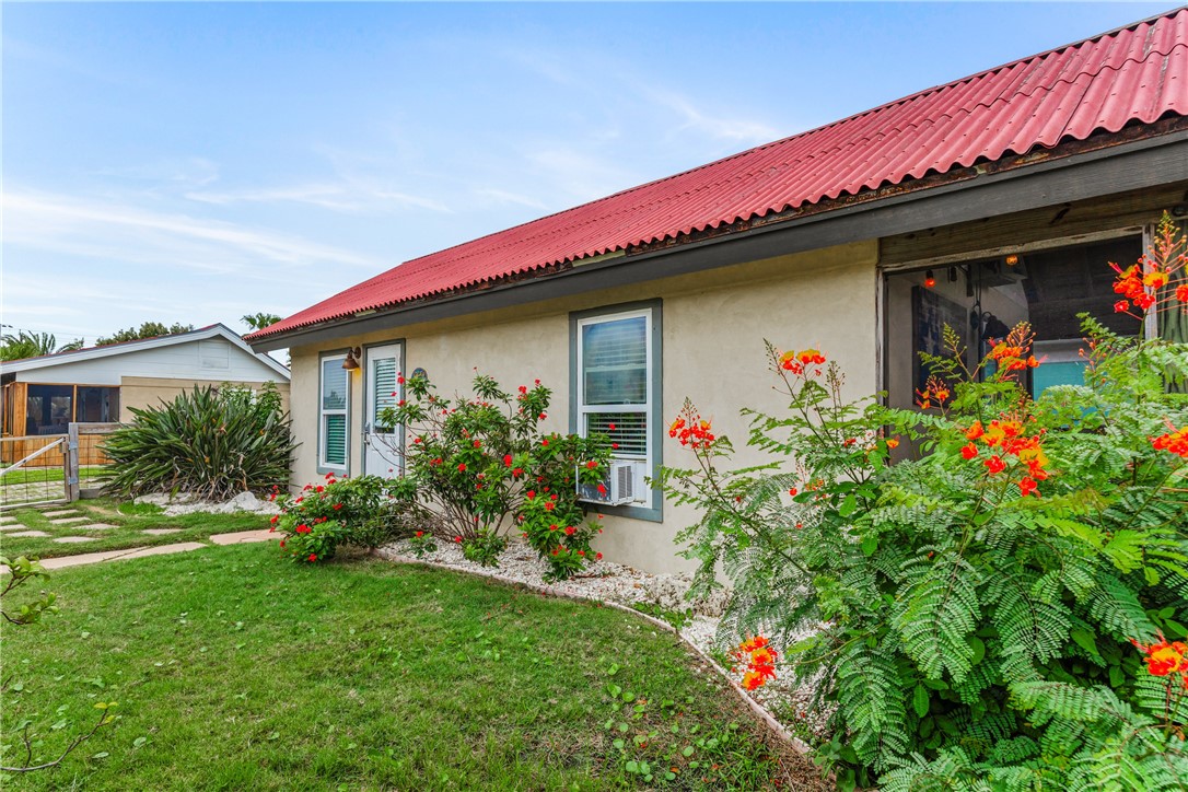 134 N Alister St 19 Property Photo 4