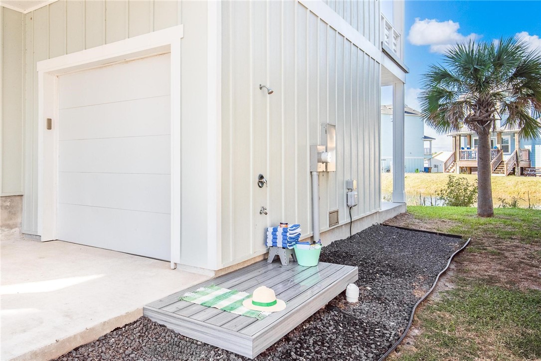 162 La Concha Blvd 31 Property Photo 5