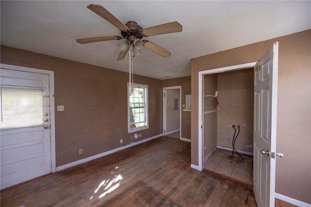 4937 Cosner Dr Property Photo 11