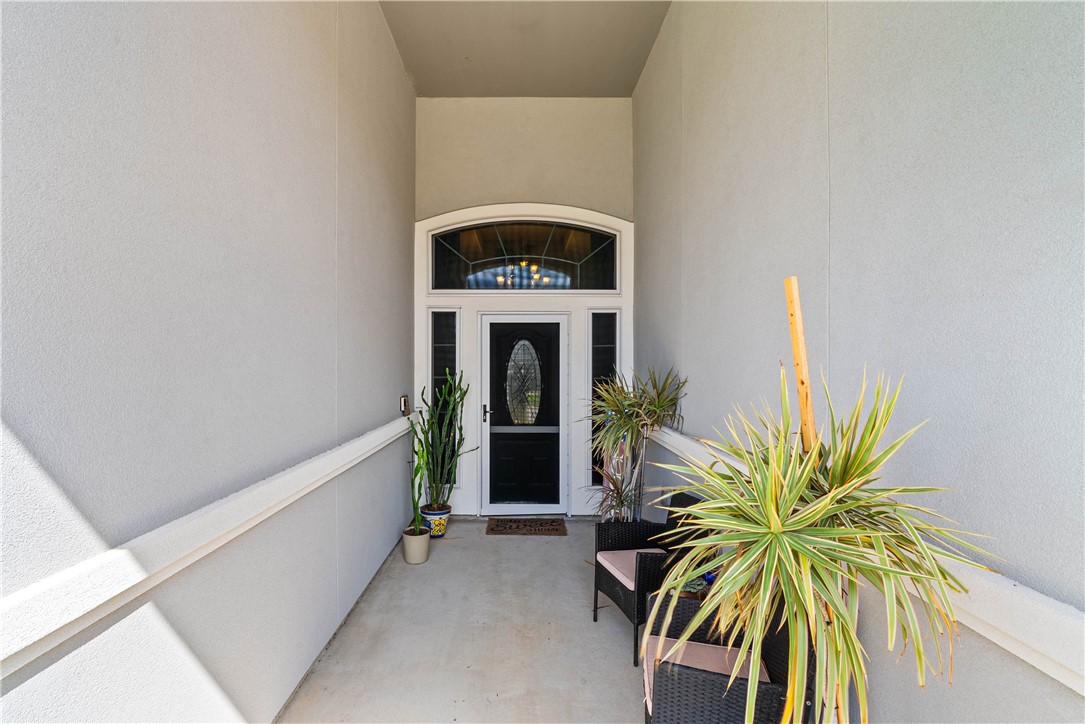 2217 Torrente Dr Property Photo 2