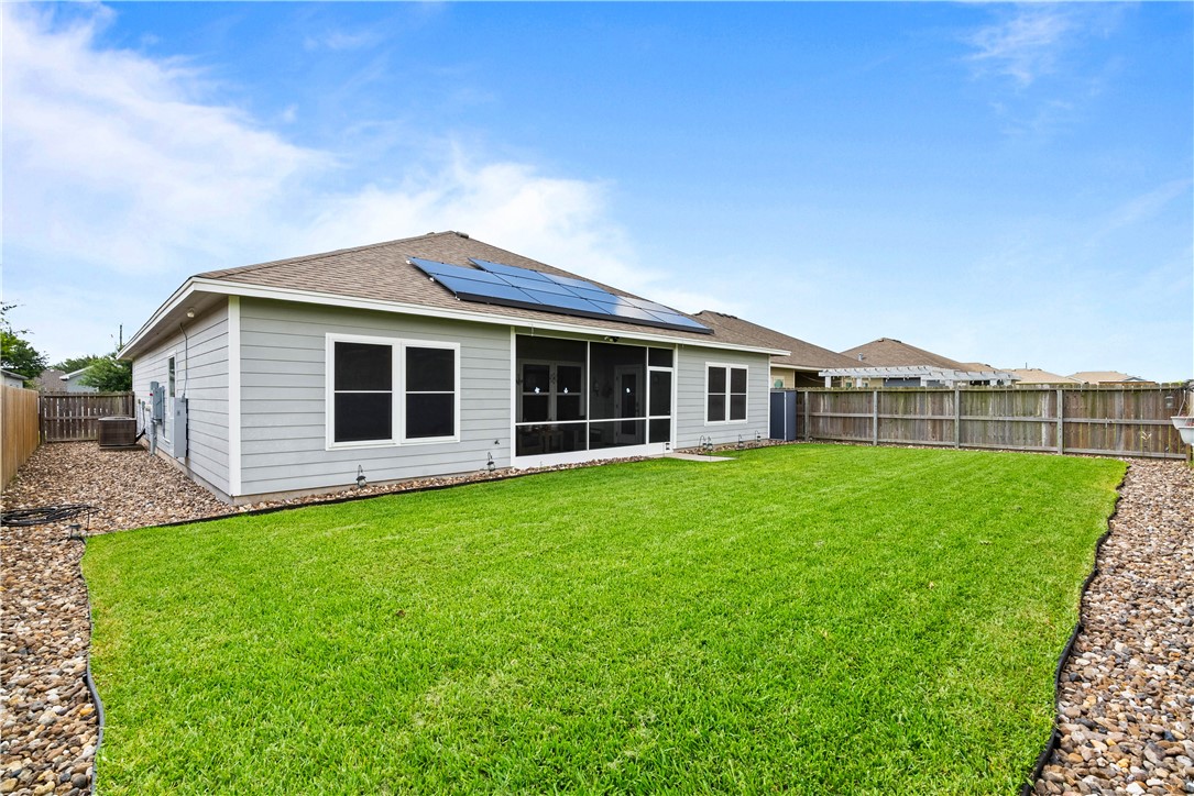 2217 Torrente Dr Property Photo 36