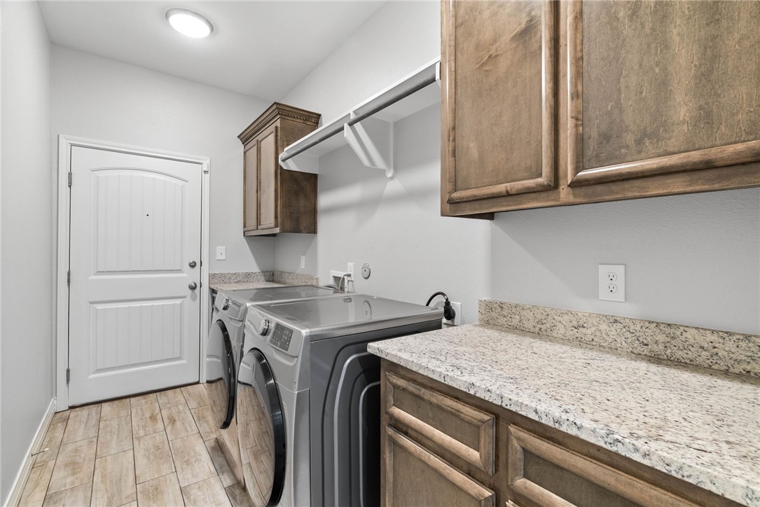 7813 Iron Man Dr Property Photo 25