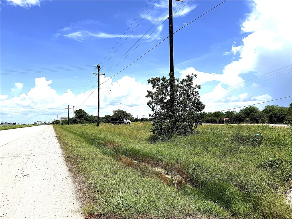 11604 Us Highway 59 N Property Photo 1