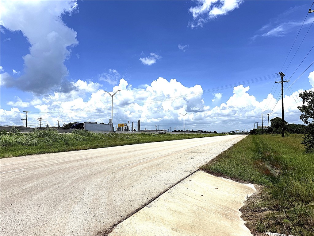 11604 Us Highway 59 N Property Photo 3