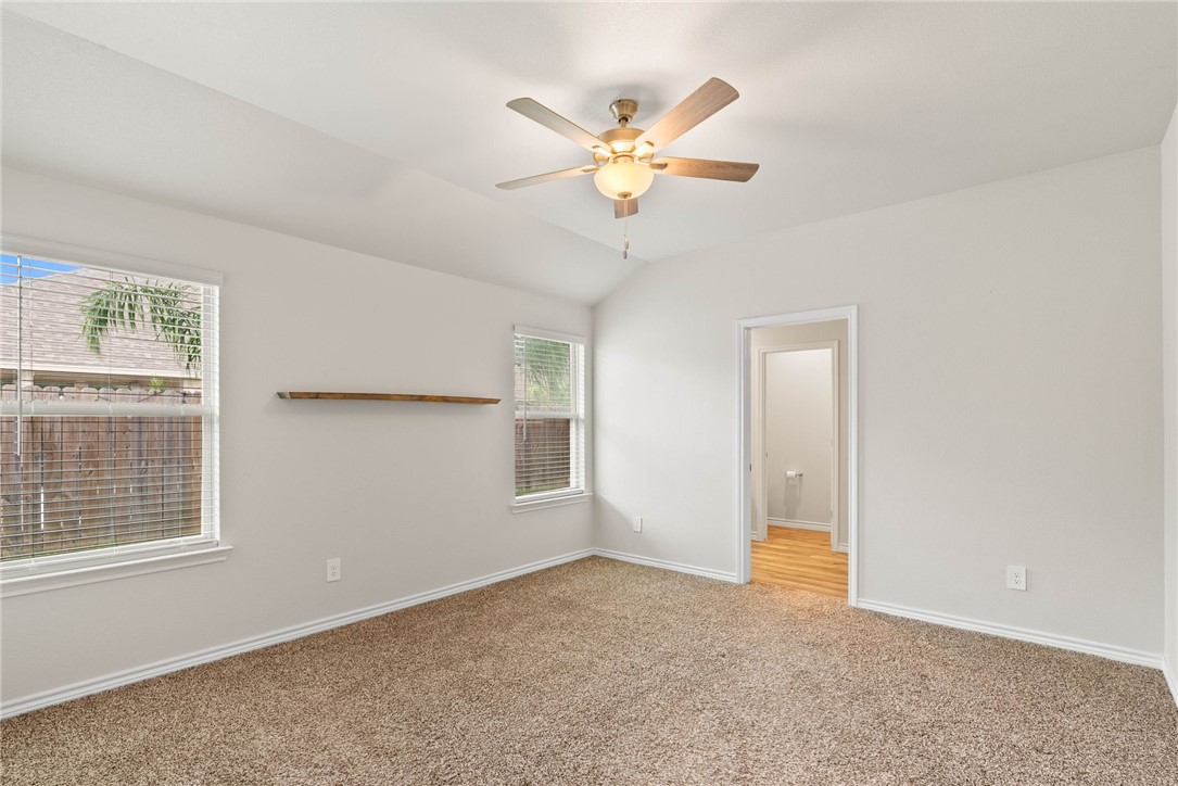 7621 Cowboy Trail Property Photo 7