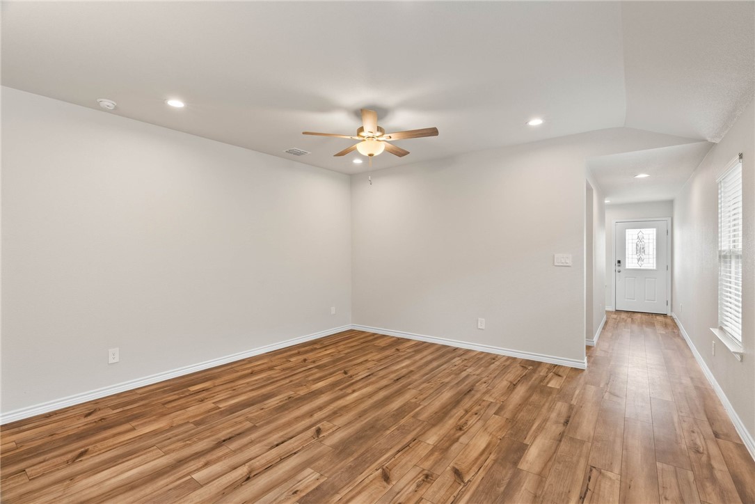 7621 Cowboy Trail Property Photo 13