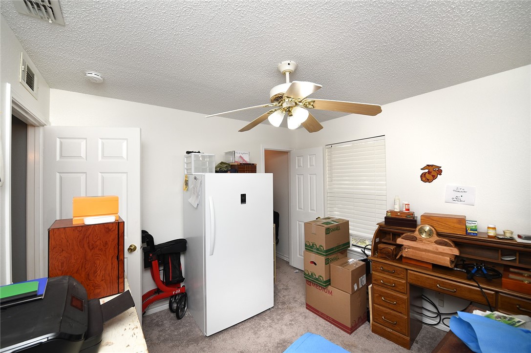 2101 Capeheart St Property Photo 19