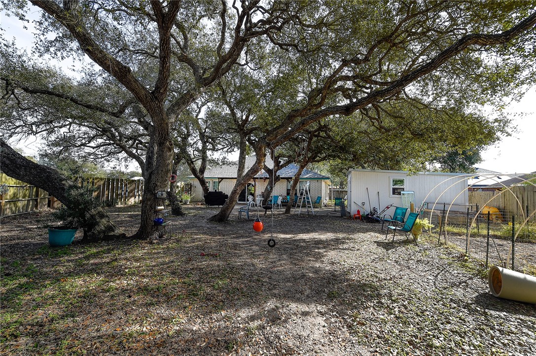 2101 Capeheart St Property Photo 29