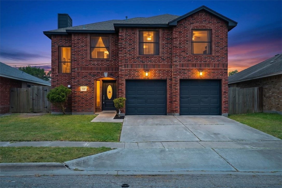 6817 Blue Skyway Dr Property Photo 1