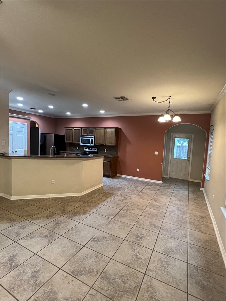 2545 Las Brisas St Property Photo 14