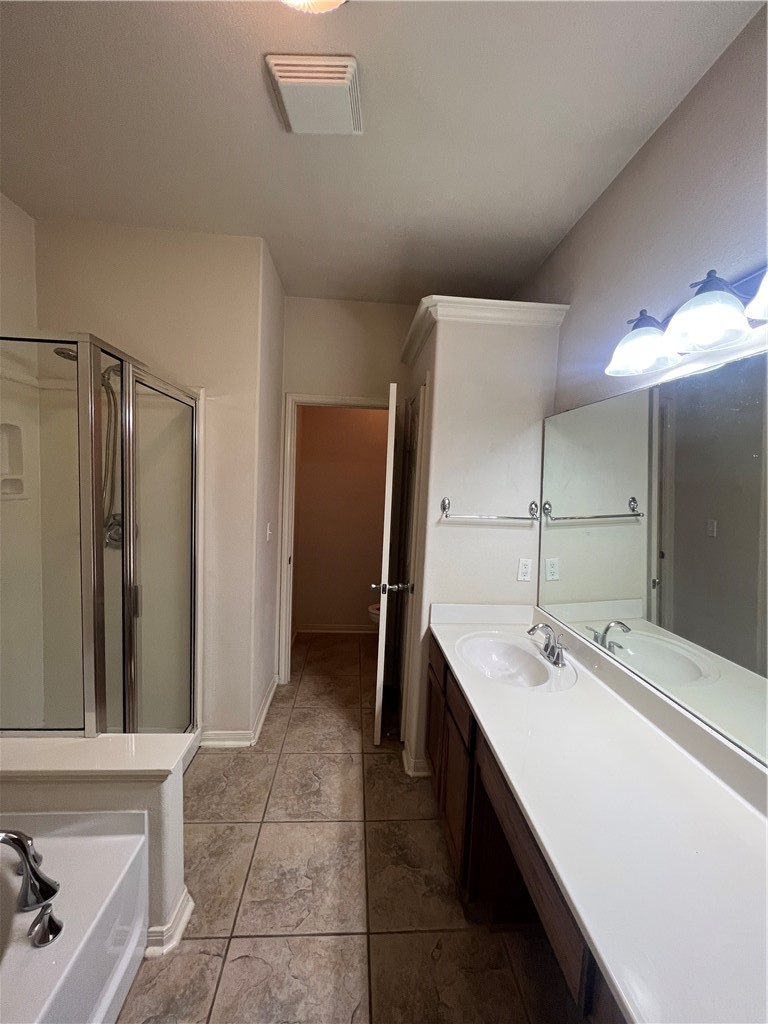 2545 Las Brisas St Property Photo 23