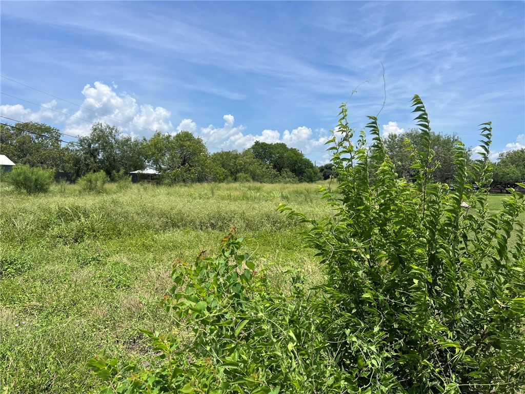 15926 Northwest Blvd Property Photo 3