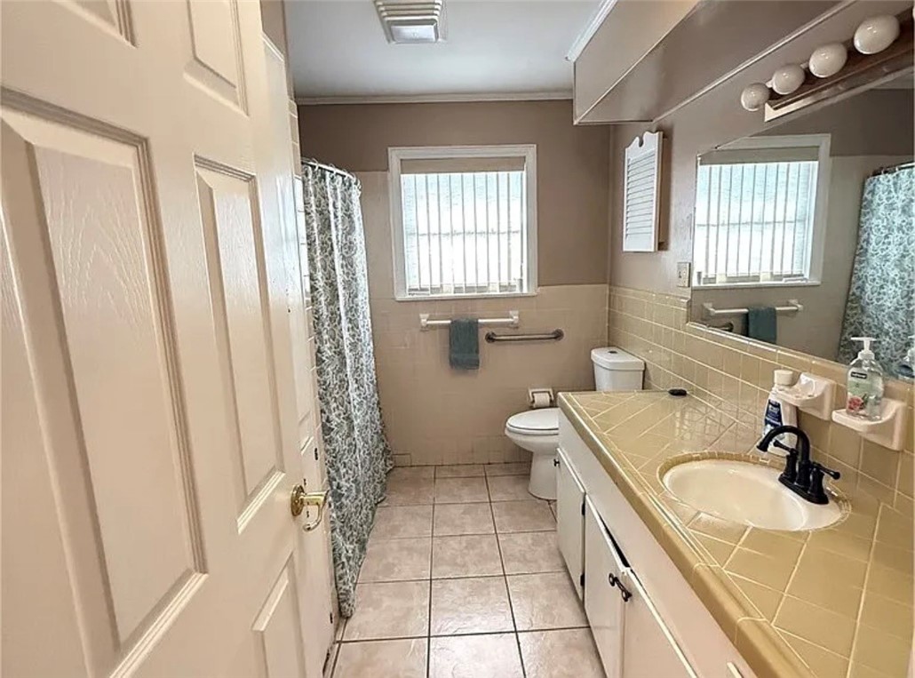 1603 Pena St Property Photo 13