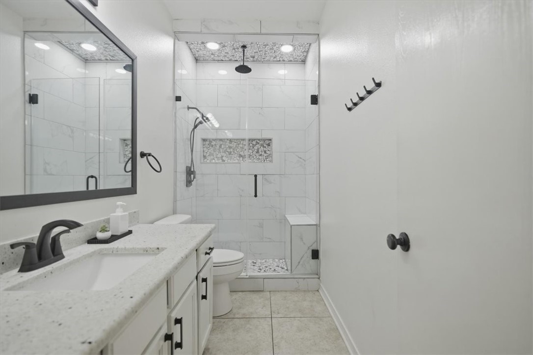 7005 Tocken Ct Property Photo 16