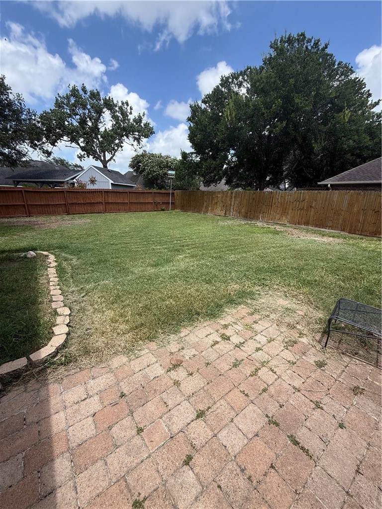 7649 Dallas St Property Photo 20