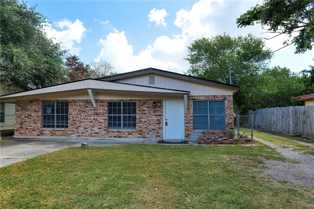 10822 Mayfield Dr Property Photo 28