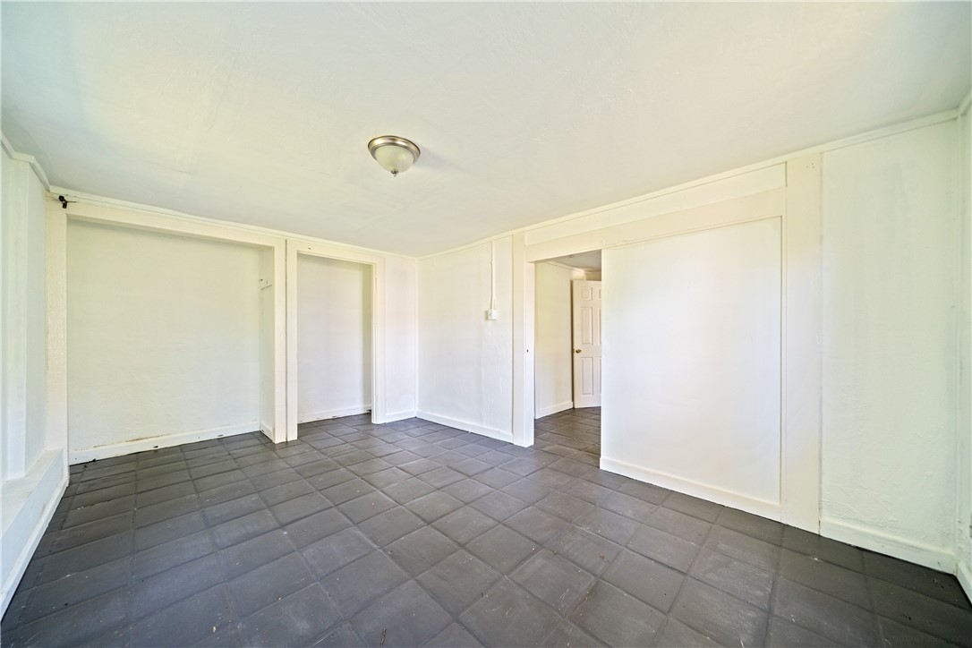 438 Scotland Dr Property Photo 9
