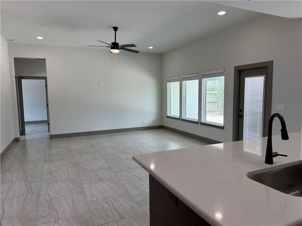 3805 Willow Weep Dr Property Photo 3