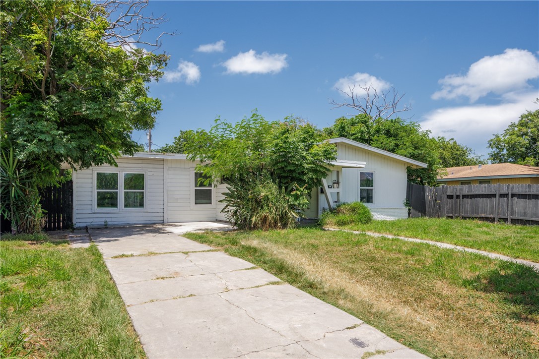 5808 Rio Vista Ave Property Photo 2