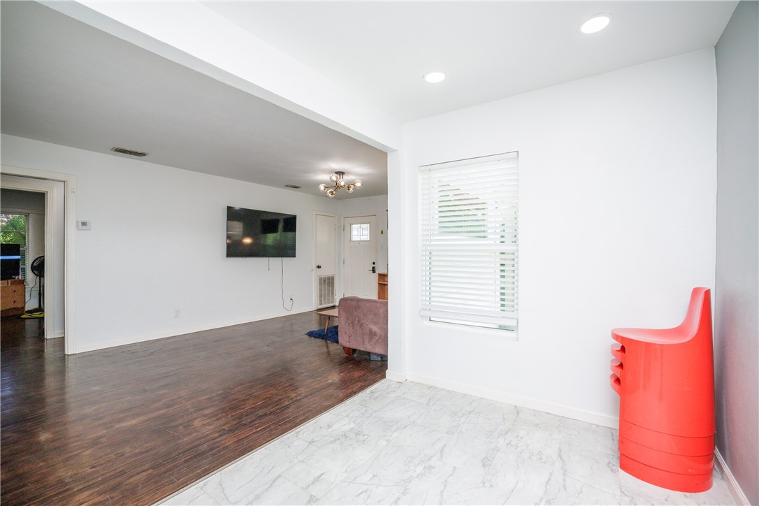 5808 Rio Vista Ave Property Photo 10