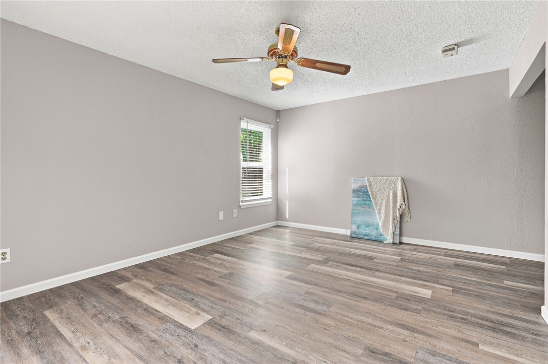 1001 Starlite Dr Property Photo 12