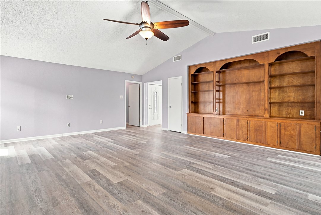 1001 Starlite Dr Property Photo 18
