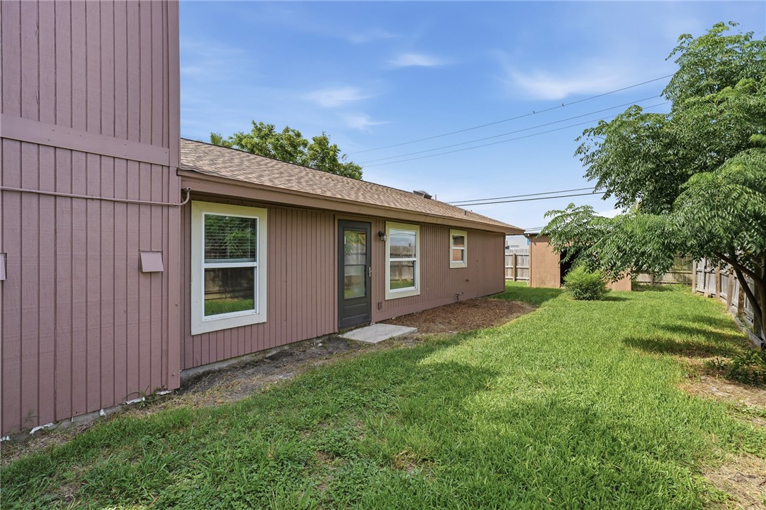1001 Starlite Dr Property Photo 28