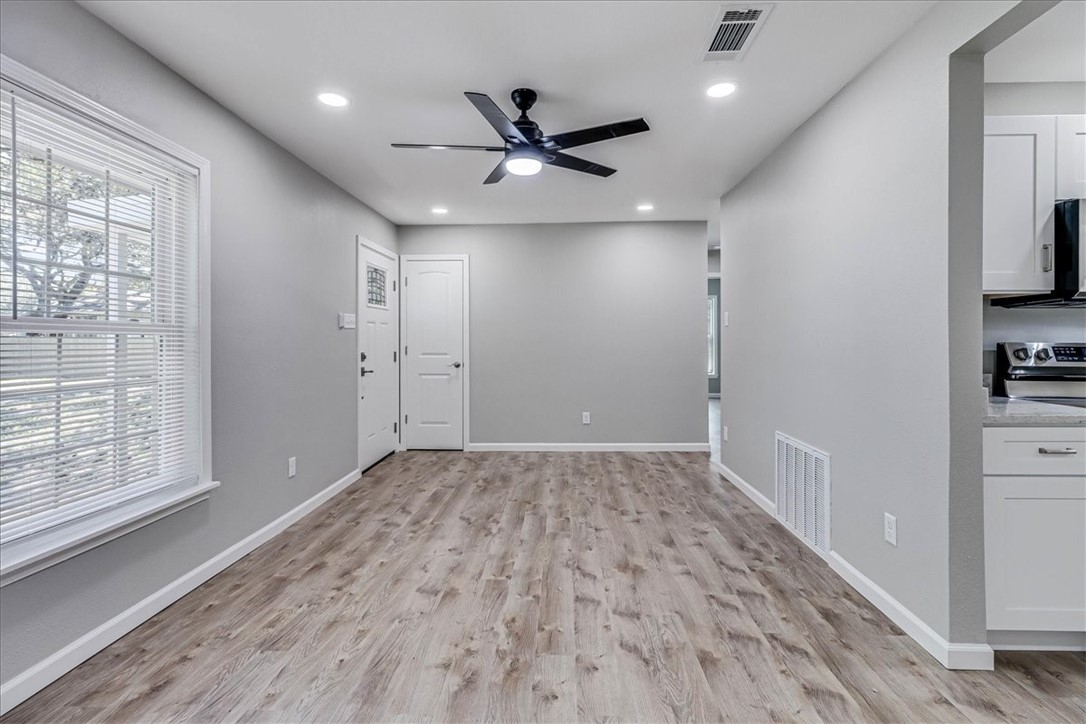 2555 Big Oak Property Photo 6