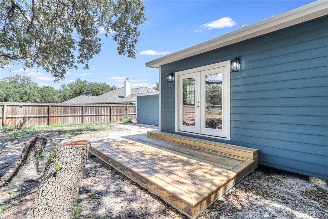 2555 Big Oak Property Photo 23