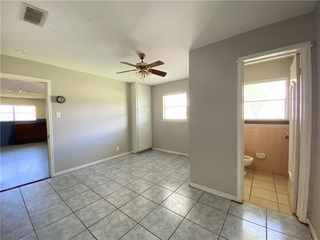 536 W Yoakum Ave Property Photo 21
