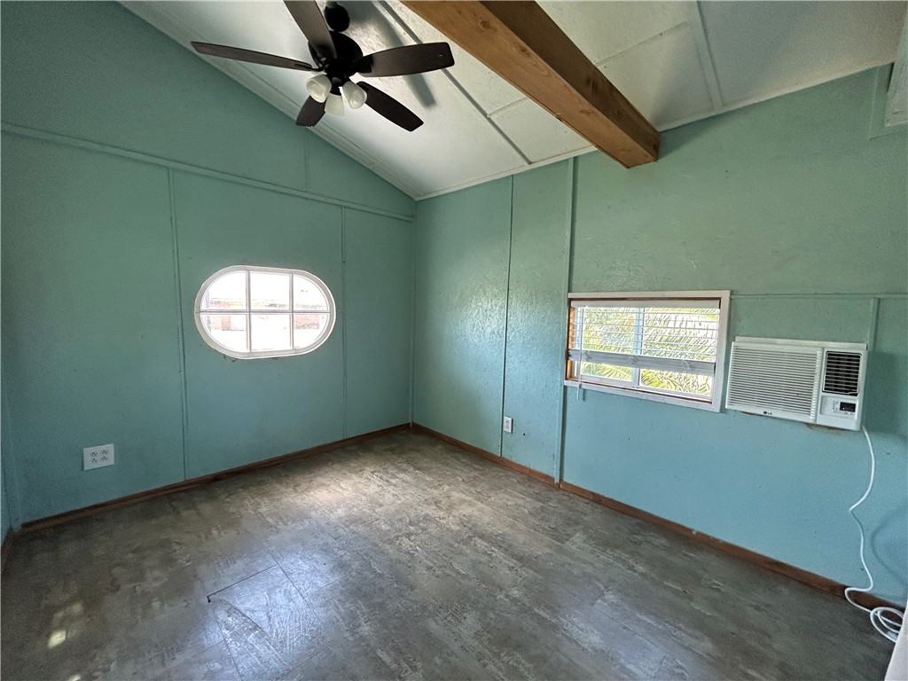 522 1st St Property Photo 12