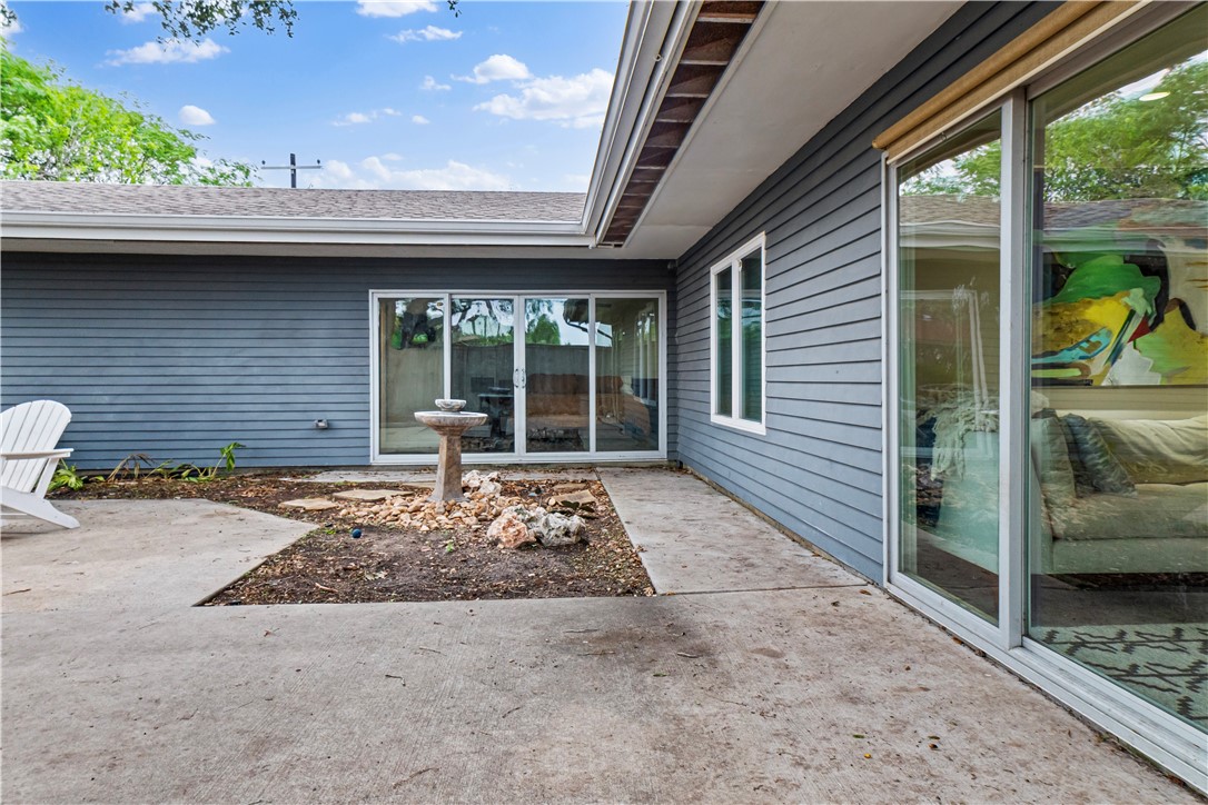 256 Purl Pl Property Photo 23