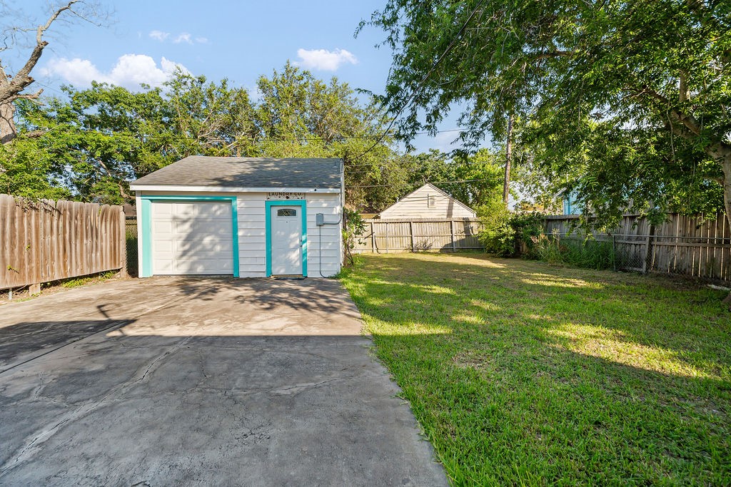337 Ohio Ave Property Photo 35