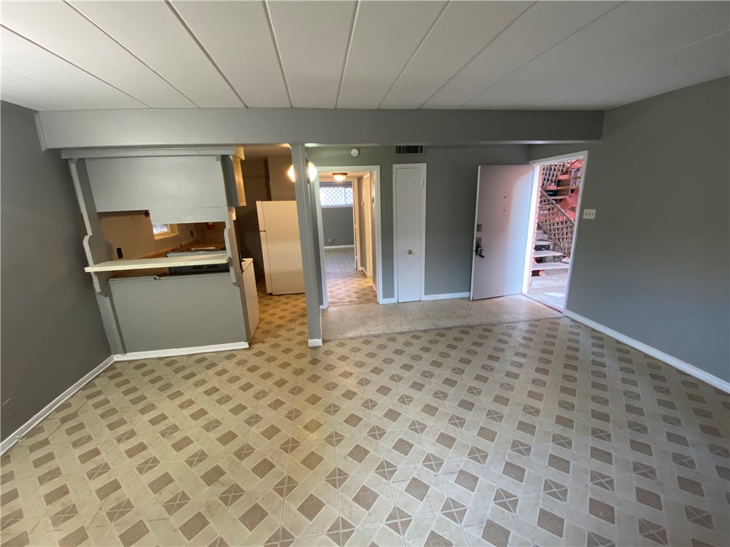 4621 Gollihar 1 Property Photo 7