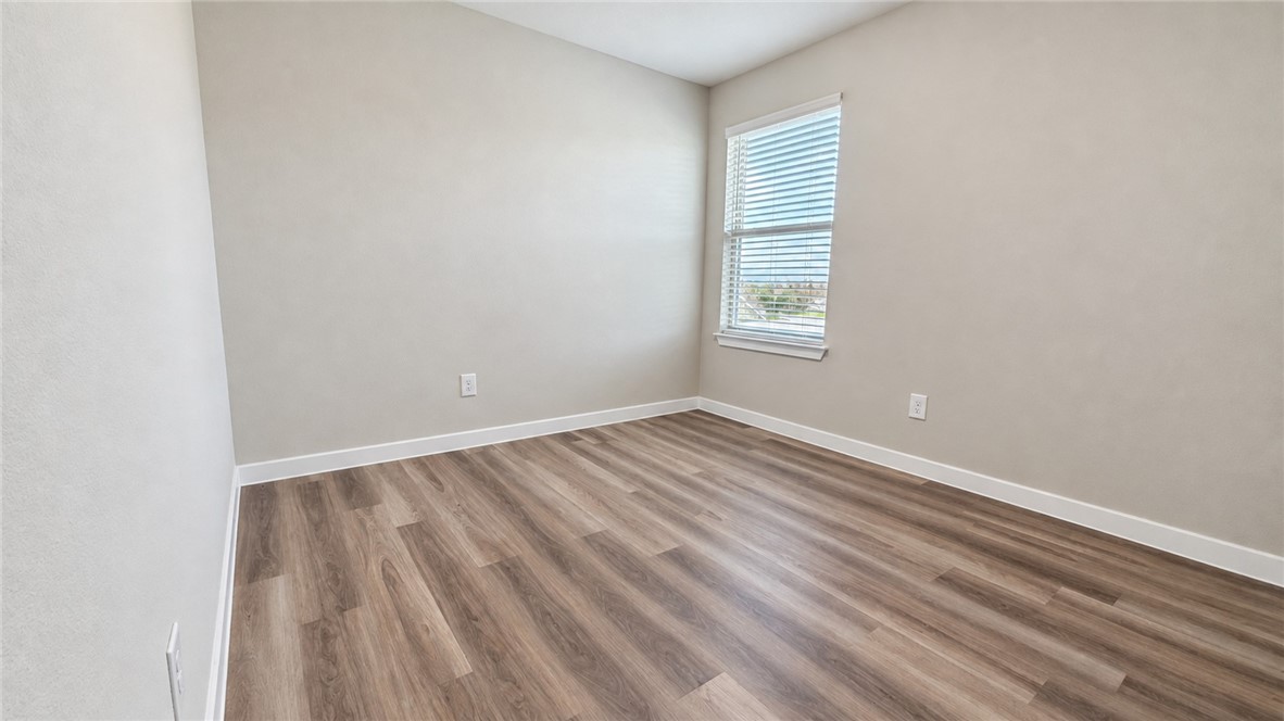 9569 Swedish Oak Dr Property Photo 16