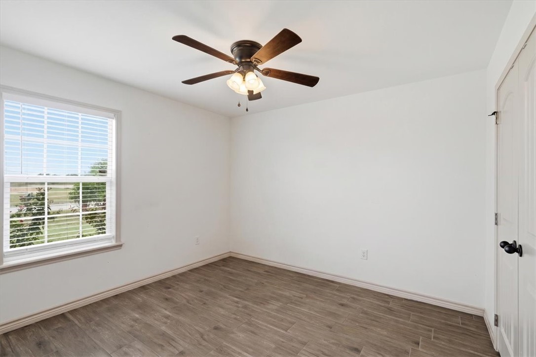 308 Dahme Ave Property Photo 14