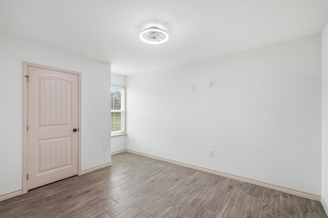 308 Dahme Ave Property Photo 17
